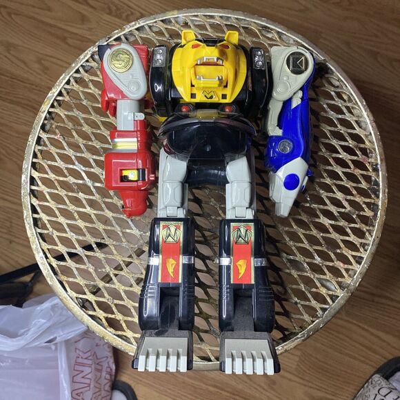 Power Rangers Mighty Morphin Ninja Megazord Toy Missing Pieces
